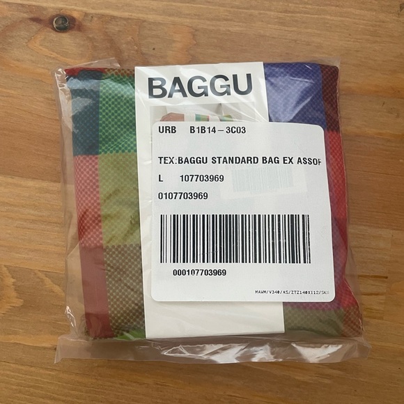 BAGGU Handbags - Standard BAGGU Madras Patterned Reusable Tote Bag